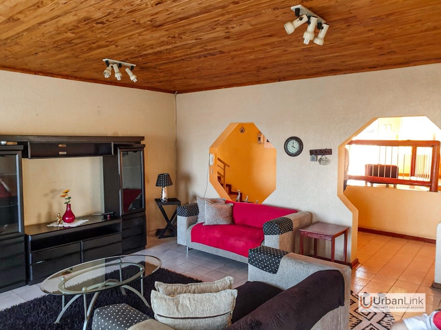 5 Bedroom Property for Sale in Cashan North West